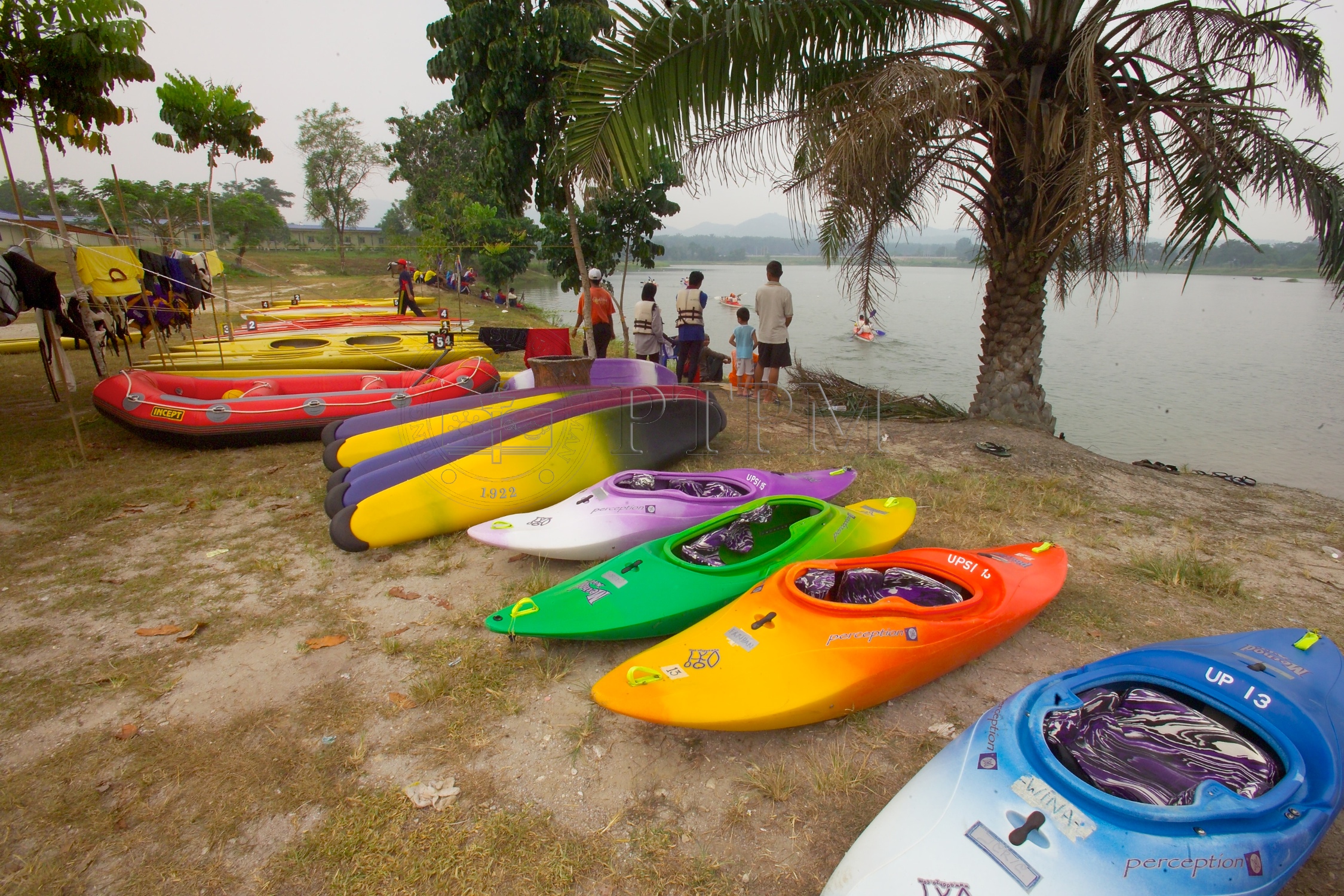 PTPM 05 13 kayak D8XZ8693